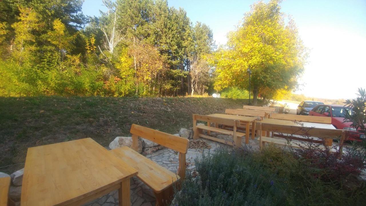 Complex Magura Ξενοδοχείο Rabisha Εξωτερικό φωτογραφία